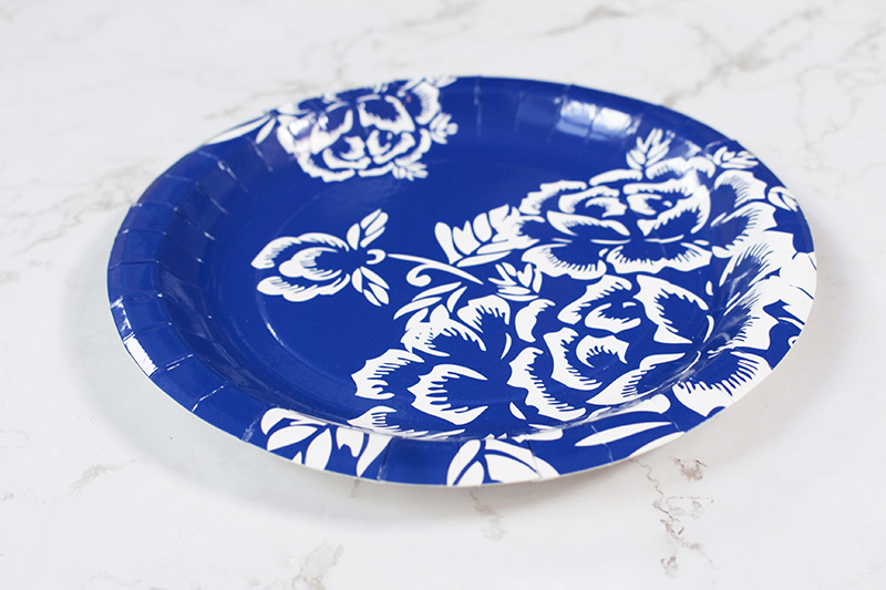 Round Paper Plate Made of Virgin Paper Cardboard 7in A