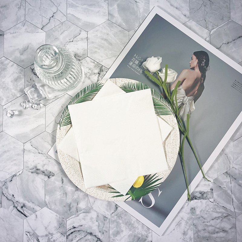 100 Beverage Napkins