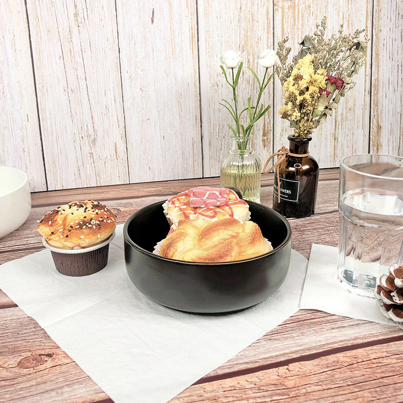 100 Beverage Napkins